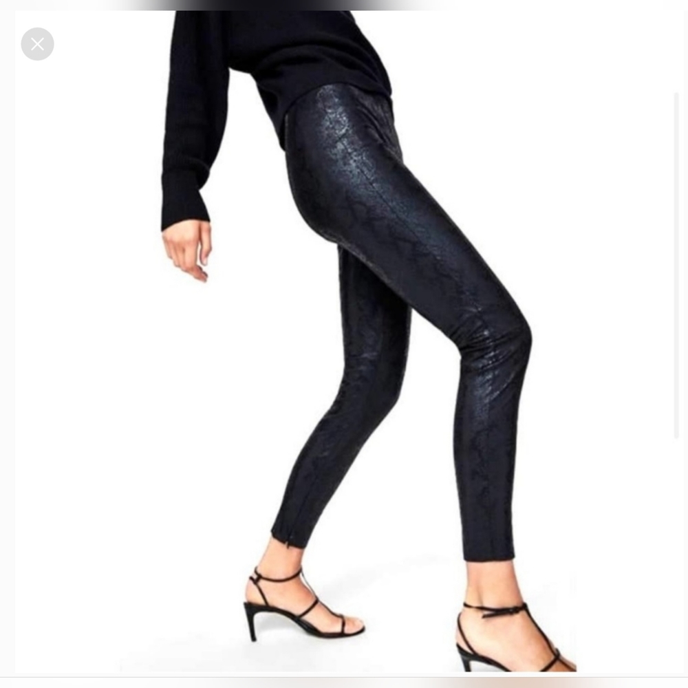 Meet your Posher, Fay